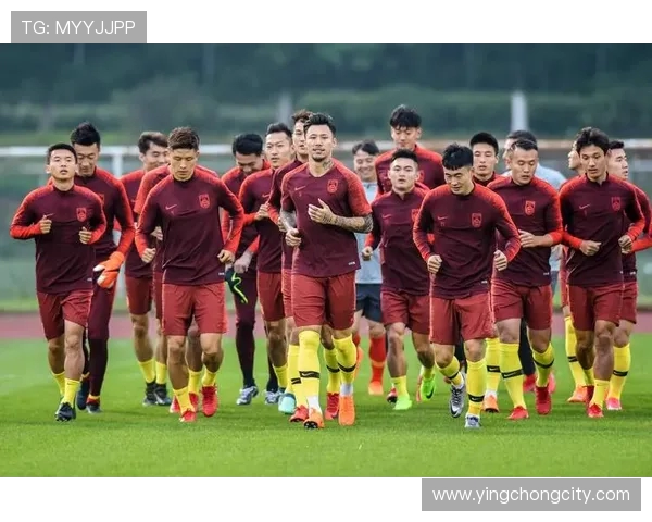 青少年足球训练体系构建与体能强化方案 青少年足球训练体系构建与体能强化方案