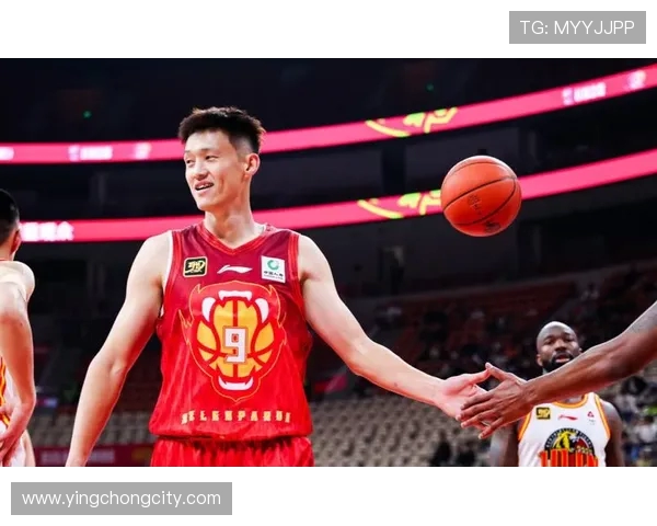 CBA球员中有谁踢足球踢得好?跨界球员的运动天赋 CBA球员中有谁踢足球踢得好?跨界球员的运动天赋